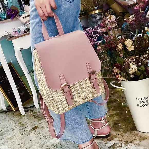 Just In! 🆕 TULUM Straw Weave Backpack - Picture 4 of 8